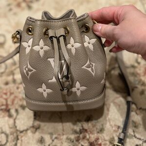 Louis Vuitton bb noe for sale
